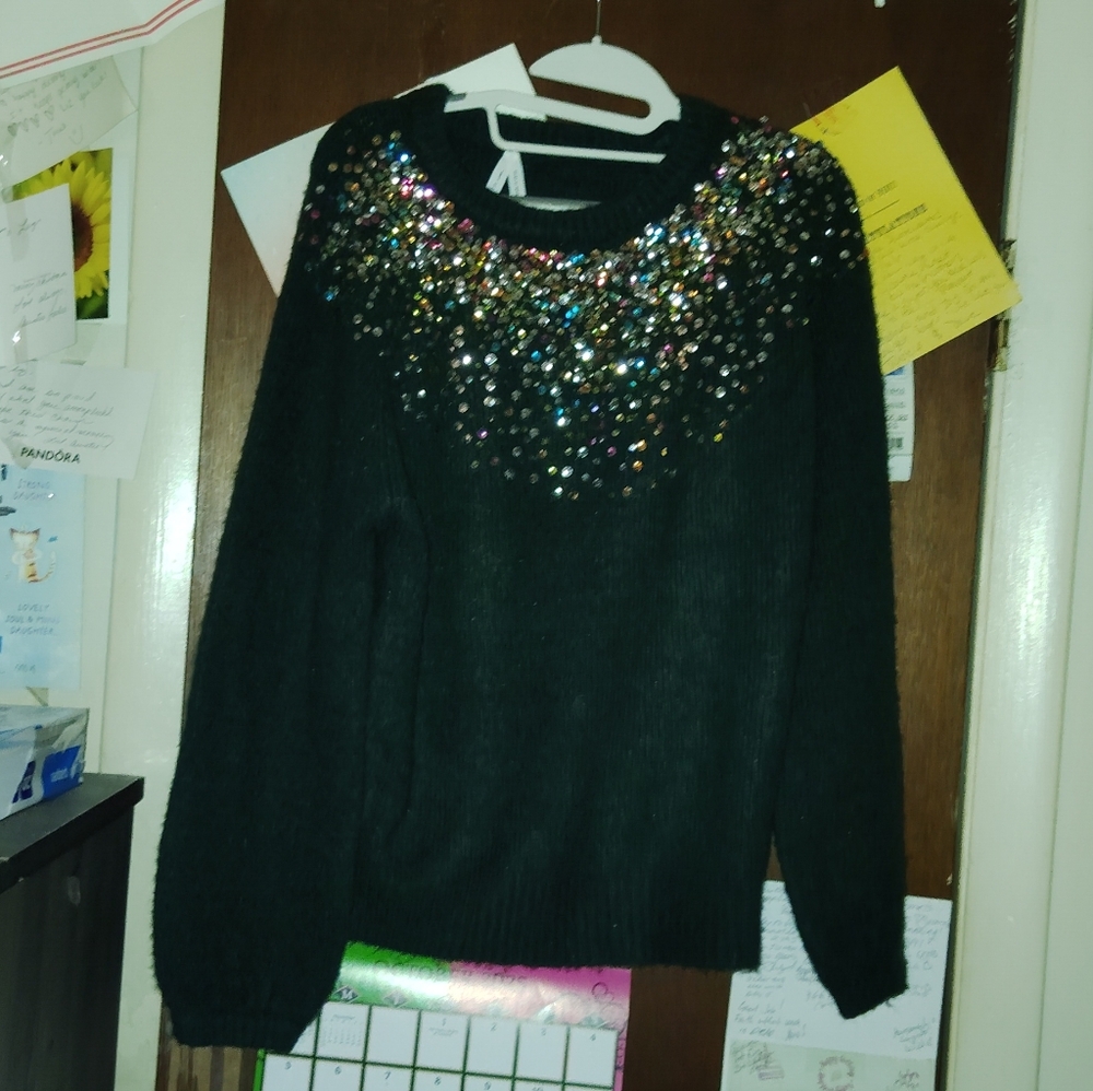 DREAMERS by DEBUT Sequined Christmas Sweater - Small